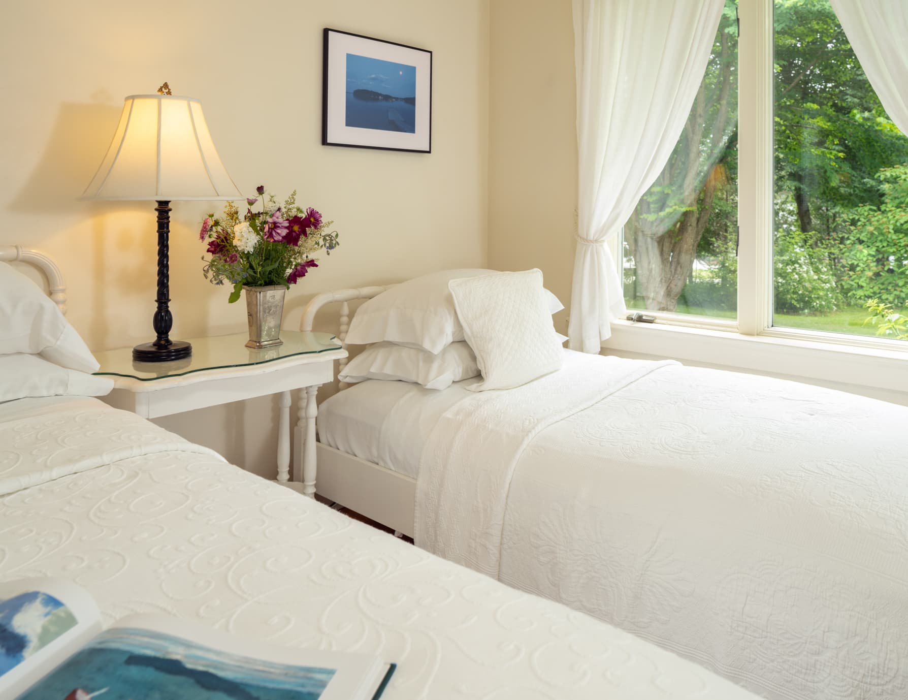 Blue Hill Maine Lodging Historic B&B Near Acadia National Park