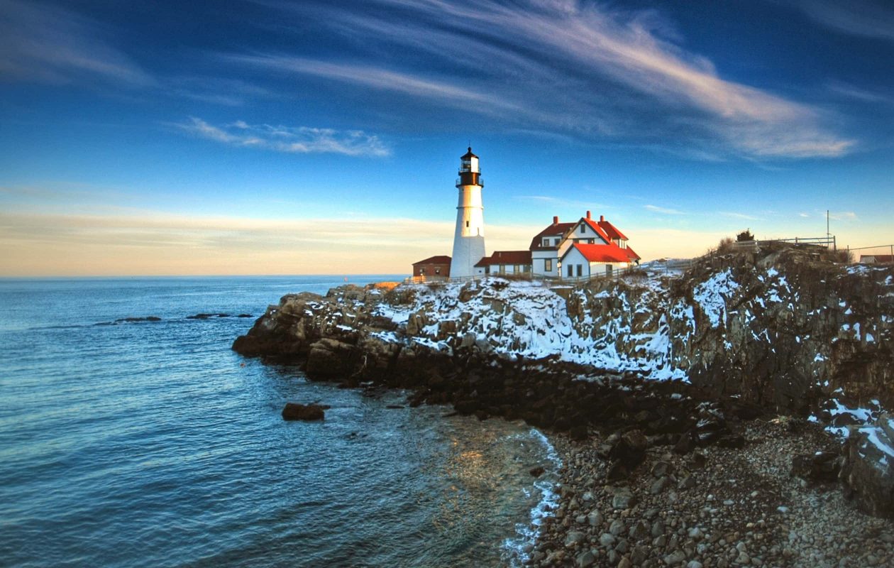 Lighthouse on the coast of Maine in the winter