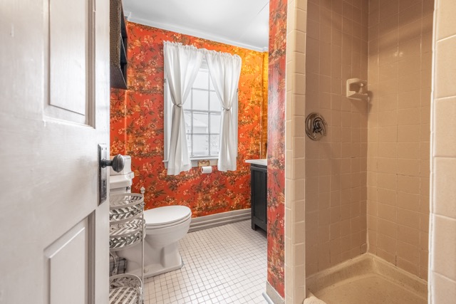 Room 2 bathroom with sink, toilet and Shower